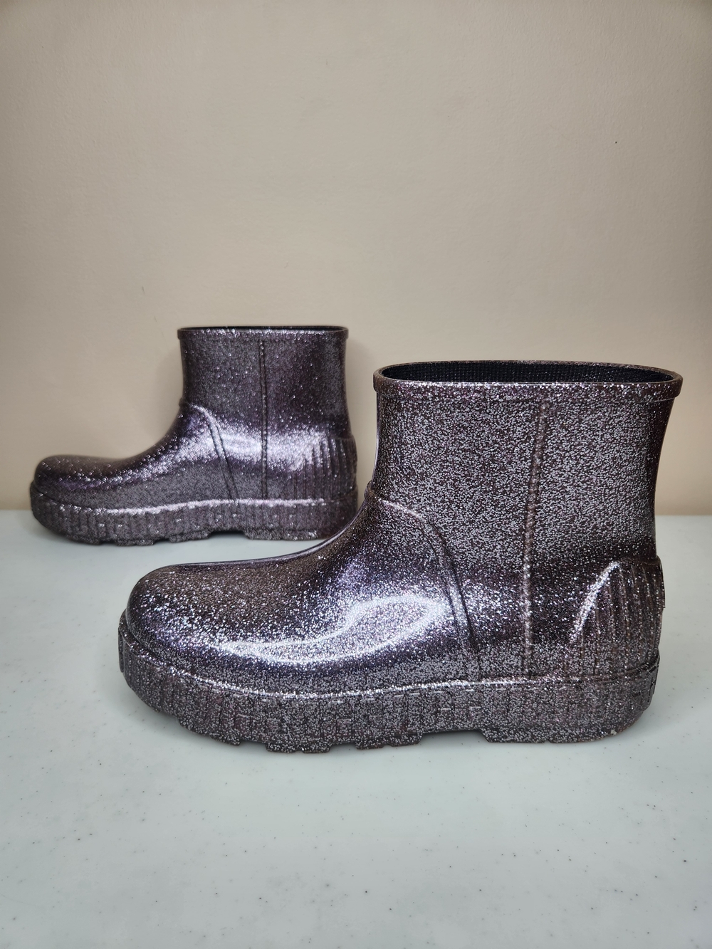 UGG Pink Glitter Rain Boots – Women’s Size 10 – Waterproof Rubber Booties